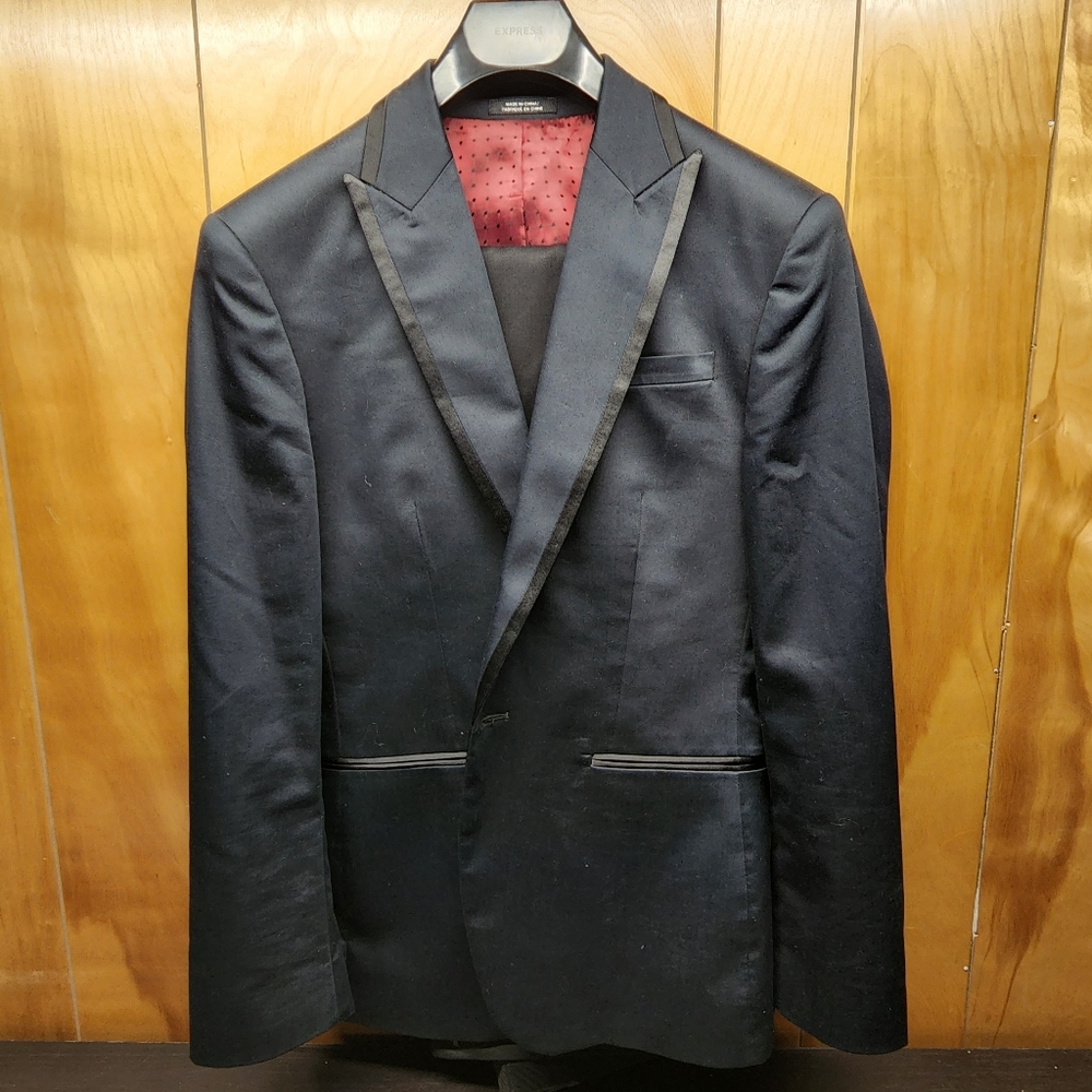 Express Photographer 2 piece suit